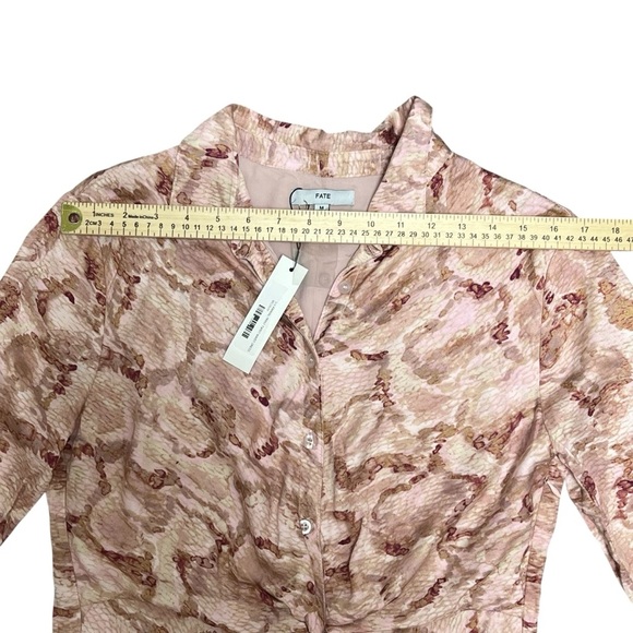 NWT Fate Animal Print Twist Waist Dress Size Medium Long Sleeves Fitted - Picture 10 of 15